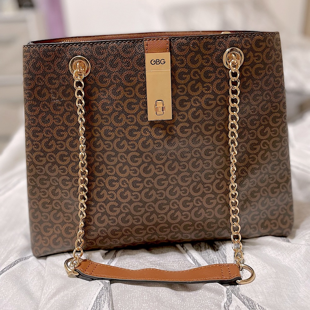 Guess GBG Los Angeles bag with pockets & zipper
